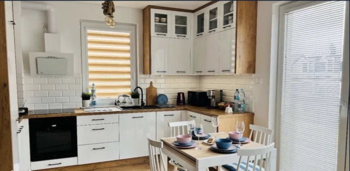 DĘBKI - Gotowy apartament z ogr&oacute;dkiem i 2 miejscami parkingowymi