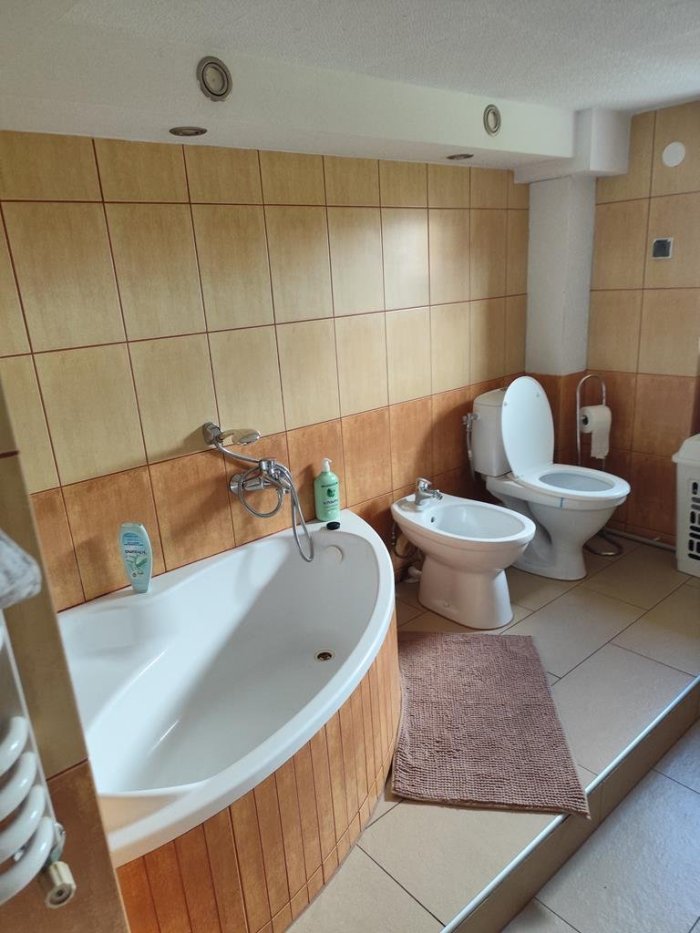 Nieruchomość - Świątniki G&oacute;rne