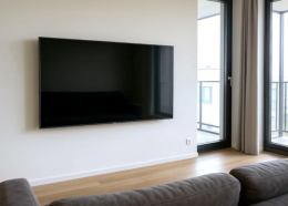 Montaż telewizora na ścianie Oborniki Wieszanie telewizor&oacute;w Montaż uchwytu na telewizor Oborniki