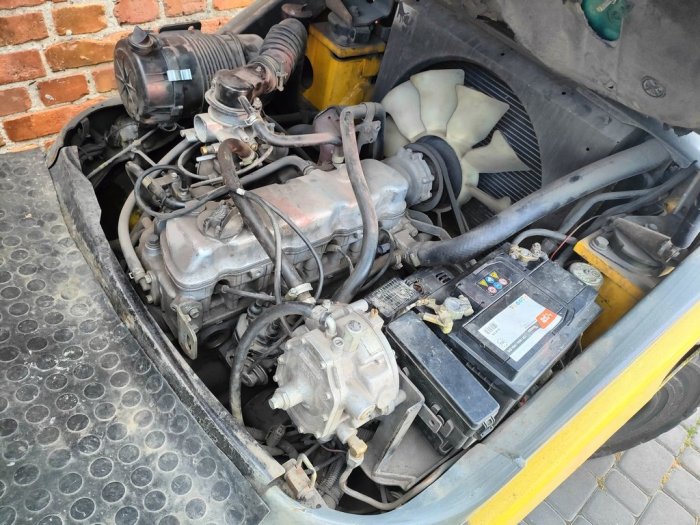 W&oacute;zek widłowy producenta Komatsu, typ/model: FG35AT-16R