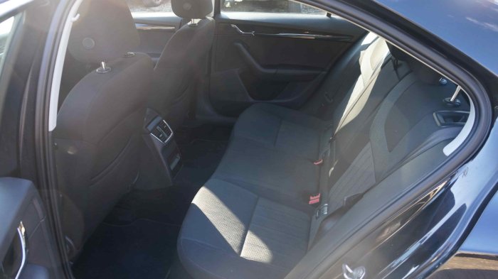 SKODA OCTAVIA, model: 2.0 TSI