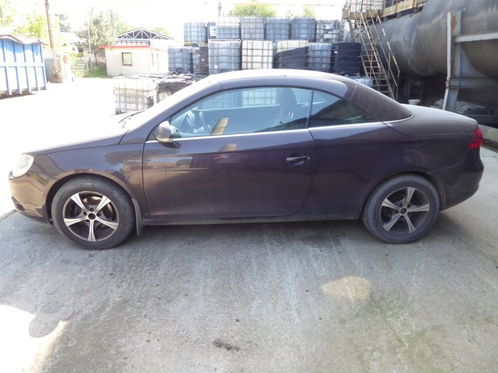 Volkswagen, model EOS 2.0 FSI